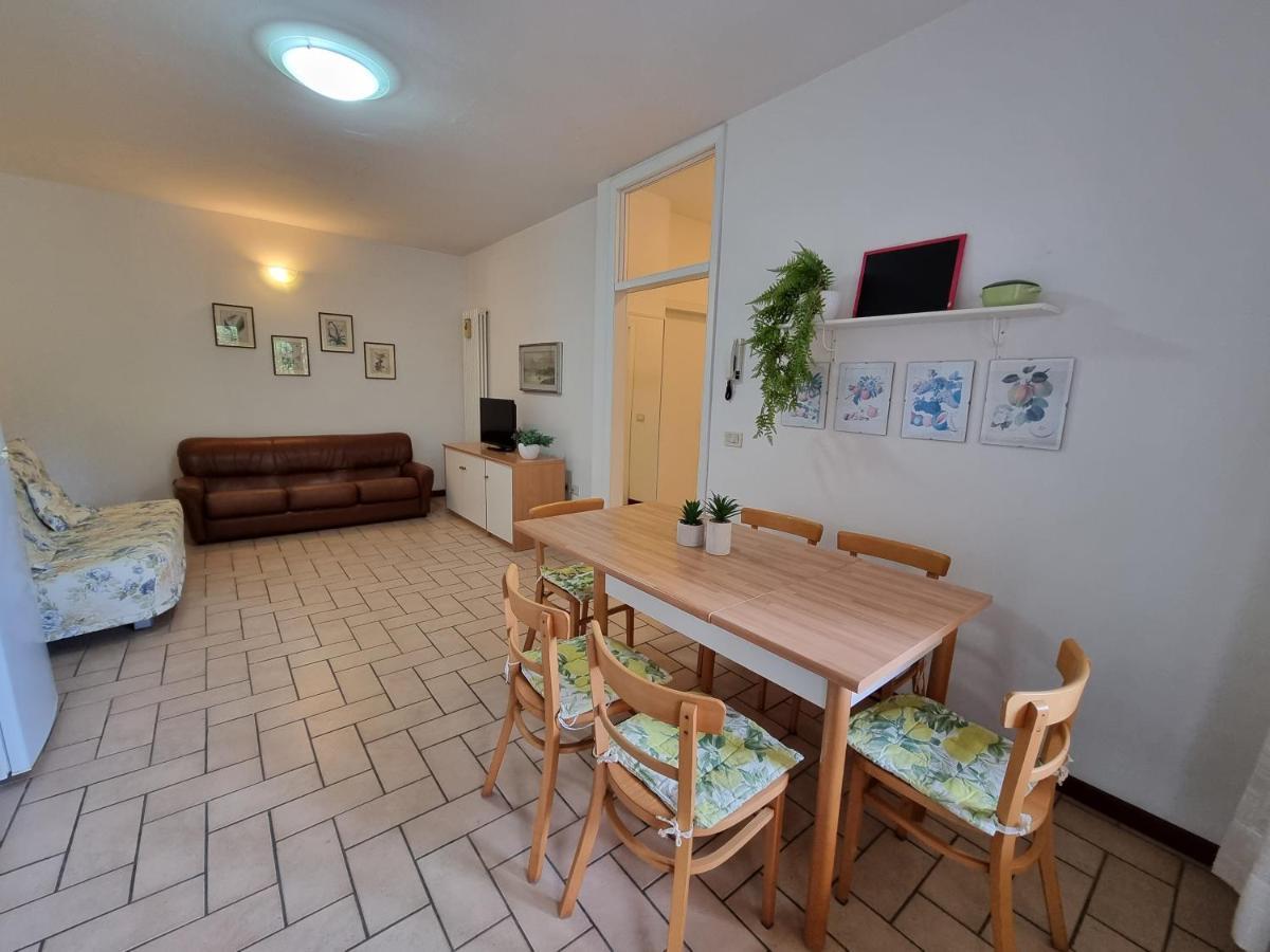 Residence Azzurro Gabicce Mare Buitenkant foto